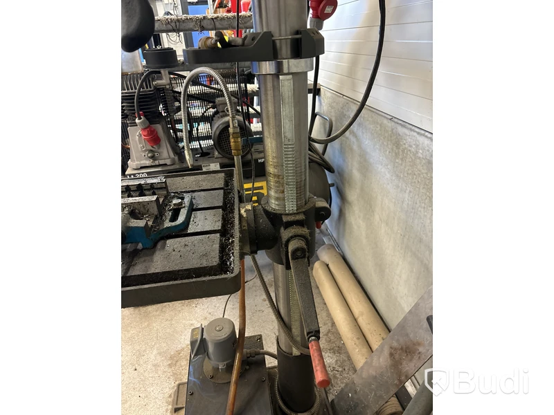 Pelarborr DP2032F