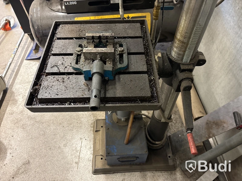 Pelarborr DP2032F