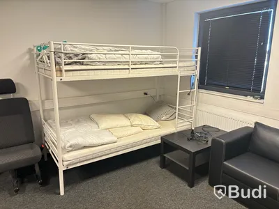 2 st våningssängar & 2 st soffor