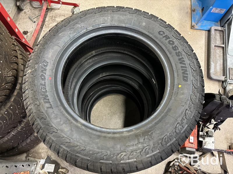 4 st nya däck Linglong Crosswind 245/65R17 M+S