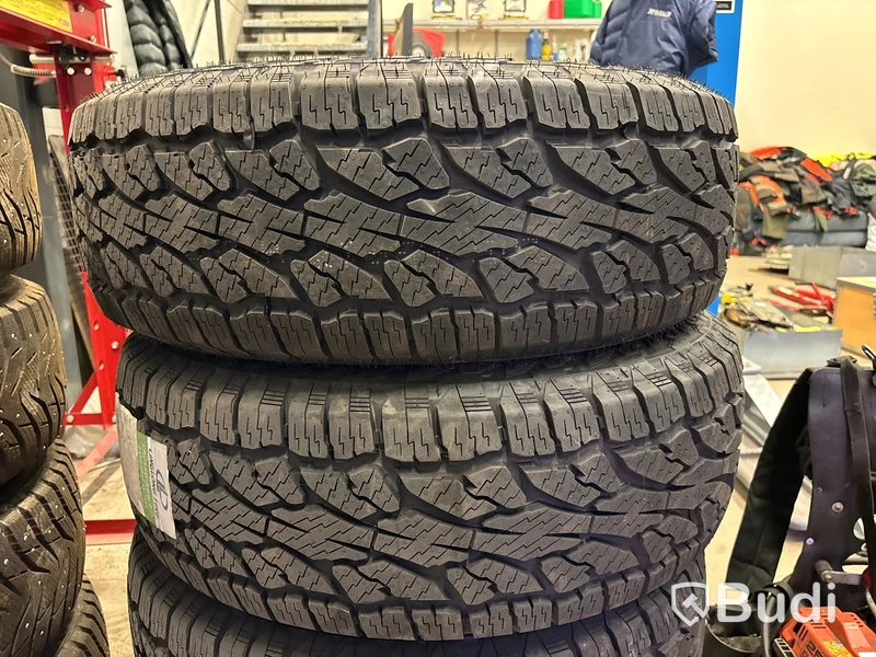 4 st nya däck Linglong Crosswind 245/65R17 M+S
