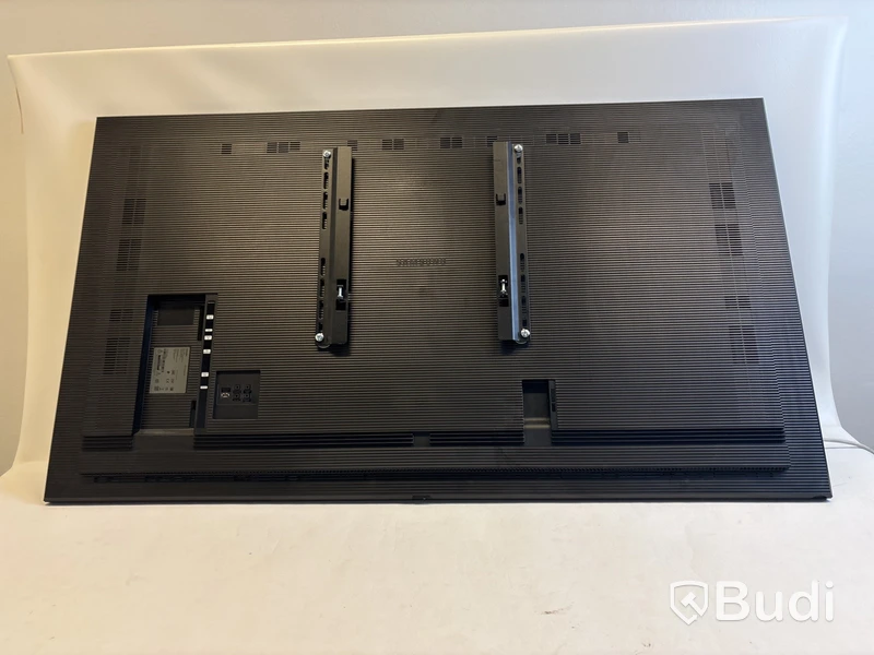 TV-skärm Samsung, QB65R, 65 tum smart signage digital display, 4K.