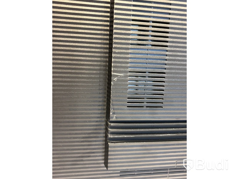 TV-skärm Samsung, QB75R, 75 tum 4K UHD-panel med rikt färgspektrum