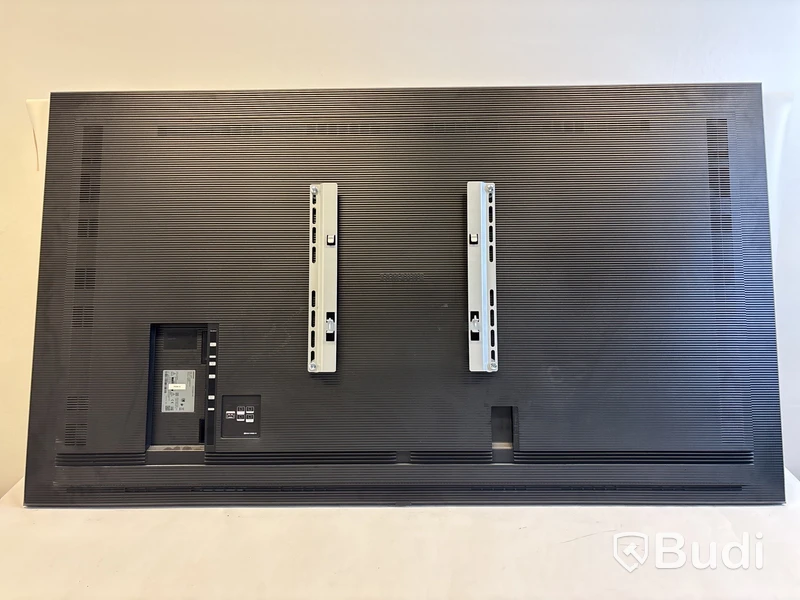 TV-skärm Samsung, QB75R, 75 tum 4K UHD-panel med rikt färgspektrum