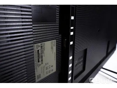 TV - Samsung QM55R 55", butiks-tv