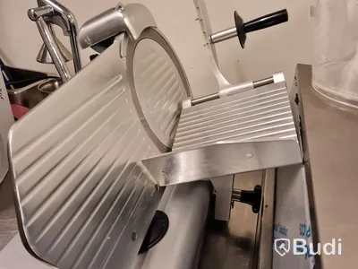Skärmaskin Meat Slicer EM250/L i nyskick -2019