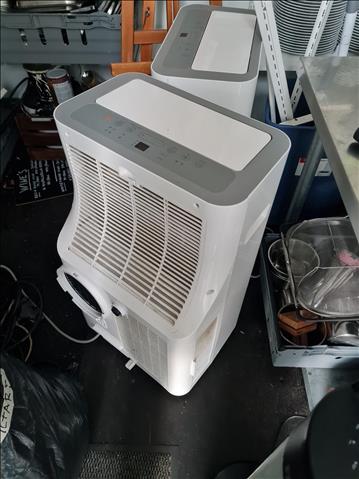 2st Air conditioner Canvac