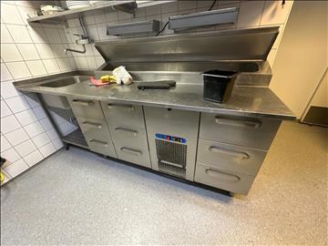 Rostfri kylbänk med ho och ränna - Coolpart 