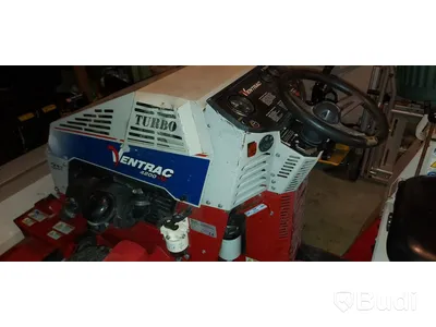 Redskapsbärare Ventrac 4200, 4-WD, -2011 med klippaggregat