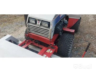 Redskapsbärare Ventrac 4200, 4-WD, -2011 med klippaggregat