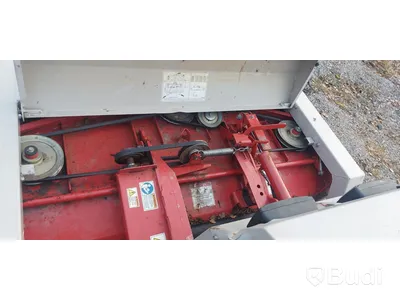 Redskapsbärare Ventrac 4200, 4-WD, -2011 med klippaggregat