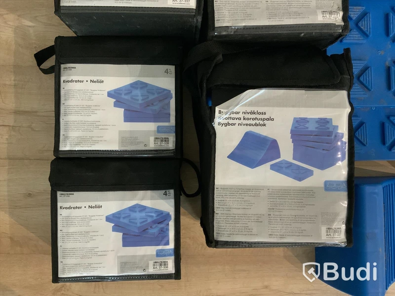 Byggbara nivåklossar kit. BILTEMA