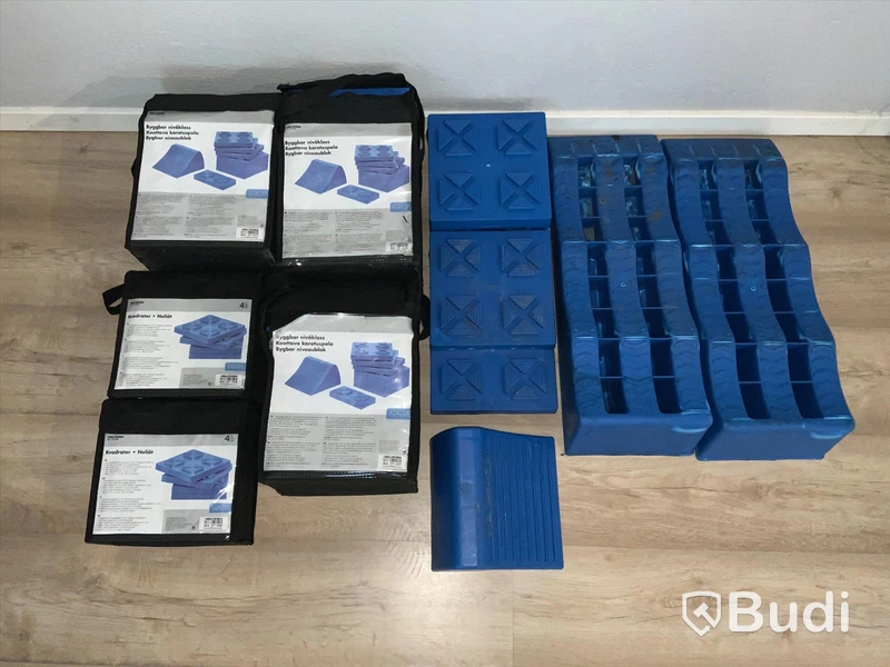 Byggbara nivåklossar kit. BILTEMA