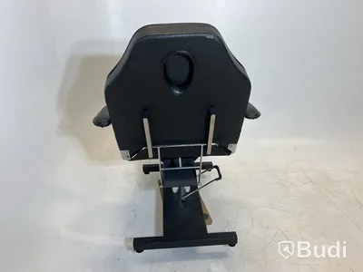 Hydraulisk behandling- och tatueringsstol.