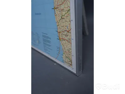 Karta Sverige - 161 x 74,5 cm, aluminiumram, Norstedts kartor AB.