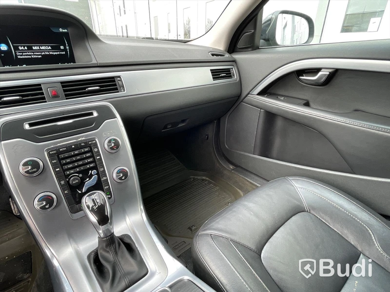 Personbil Volvo V70 D4 Geartronic, Momentum, 181hk, 2016 - 38 870 mil