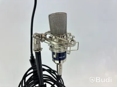 3 st. Kondensatormikrofoner SZC400, 3 st. stativ olika modeller och 3 st. XLR kablar