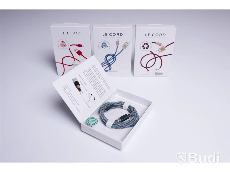 USB 2m. Le Cord. 4st