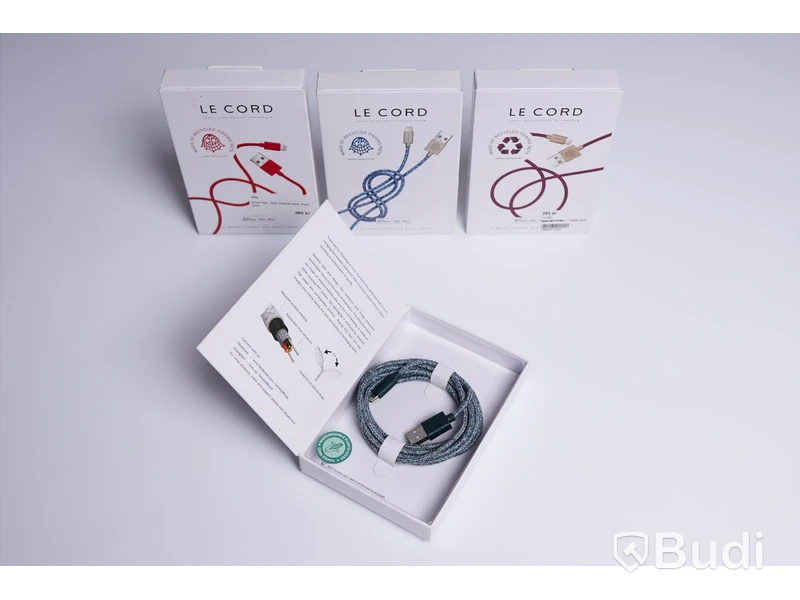 USB 2m. Le Cord. 4st