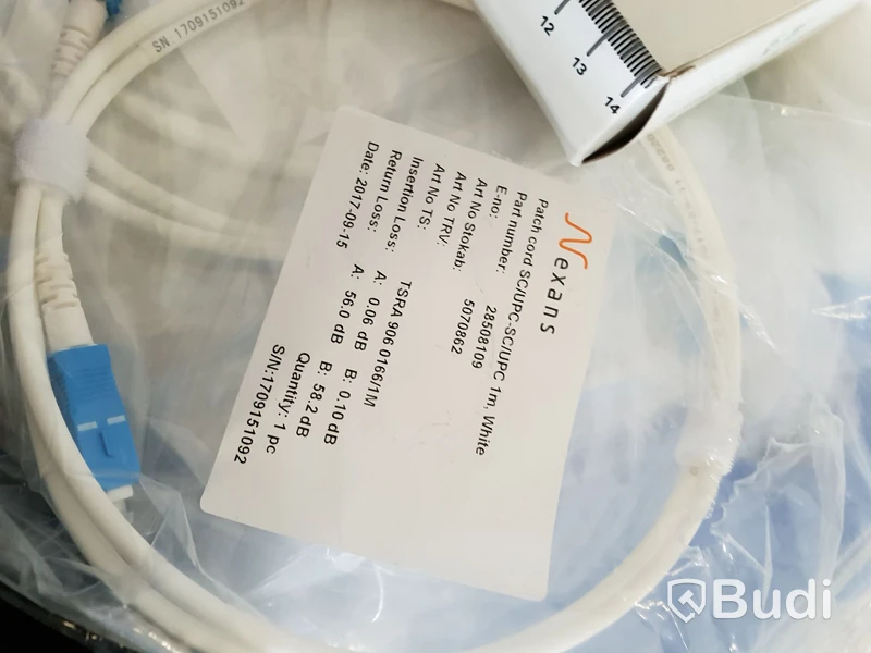 Parti med Nexans och tdfiberoptik anslutningskablar fiber