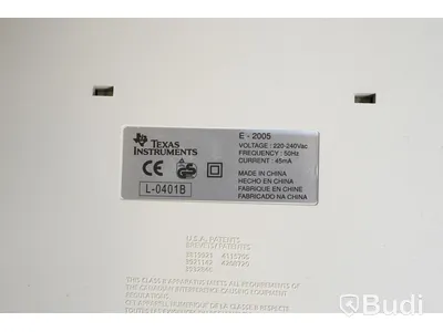 Kalkylator - Texas Instruments E - 2005