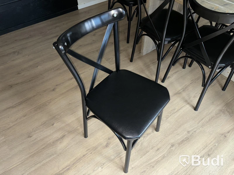 Bord & 10 st stolar