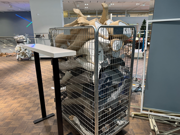 Stort parti med mannekänger