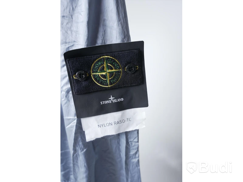 Jacka - Stone Island strl S Nypris 8600 :-