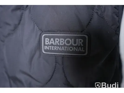 Väst - Barbour International Accelerator Race Gilet (Storlek L). Nypris 1790kr