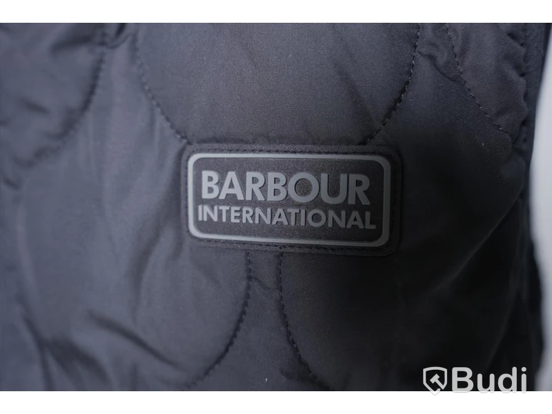 Väst - Barbour International Accelerator Race Gilet (Storlek L). Nypris 1790kr