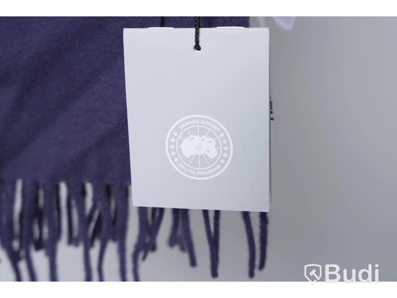 Scarf - Canada Goose Solid Woven Scarf. Nypris 1900kr
