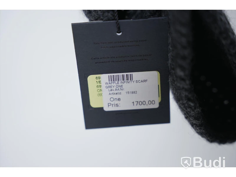 Scarf - Canada Waffle Infinity Scarf. Nypris 1700kr