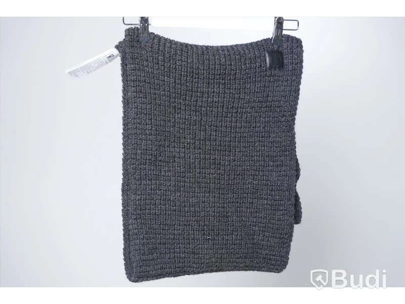 Scarf - Canada Waffle Infinity Scarf. Nypris 1700kr