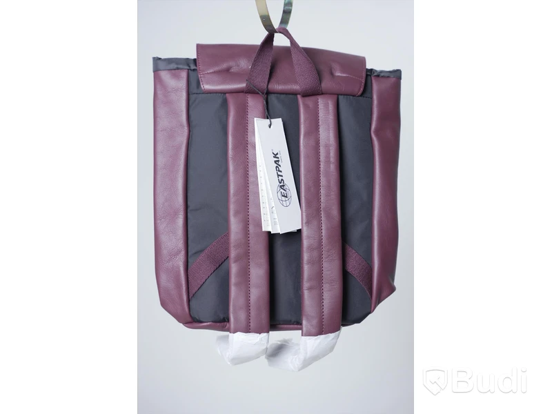 Ryggsäck - Eastpak Casyl Wine Leather. Nypris 1550kr