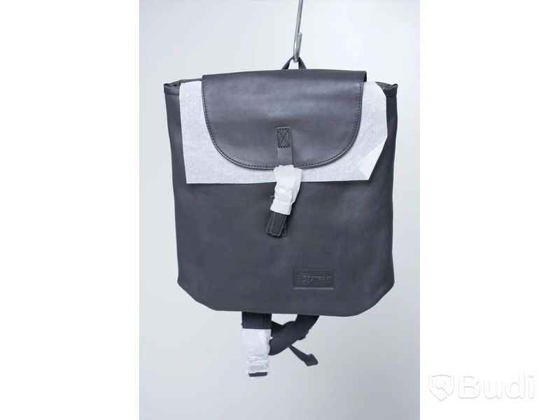 Ryggsäck - Eastpak Casyl Black Ink Leather. Nypris 1550kr