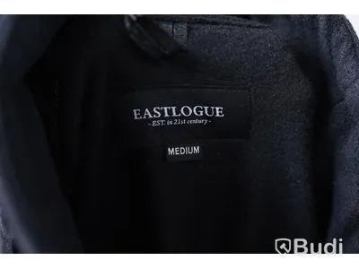 Jacka - EASTLOGUE Quilting Pullover (Storlek M). Nypris 2500kr