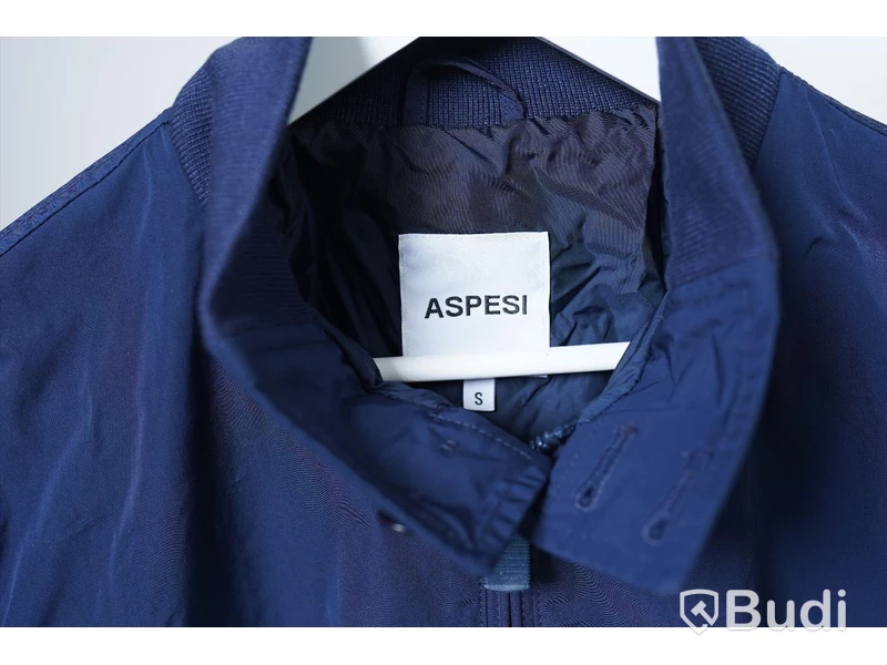 Jacka - ASPESI Giubbotto Swing navy (Storlek S). Nypris 3400kr