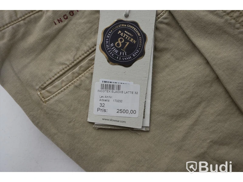 Byxor - Incotex Slacks Latte Wide Fit (W32). Nypris 2500kr