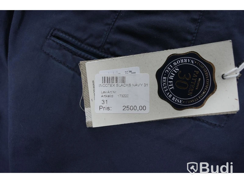 Byxor - Incotex Slacks Navy Slim Fit (W31). Nypris 2500kr