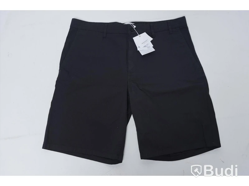 Shorts - Norse Projects Aros Light Twill (W34). Nypris 1000kr