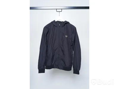 Jacka - Fred Perry Hooded Brentham (Storlek S). Nypris 1999kr