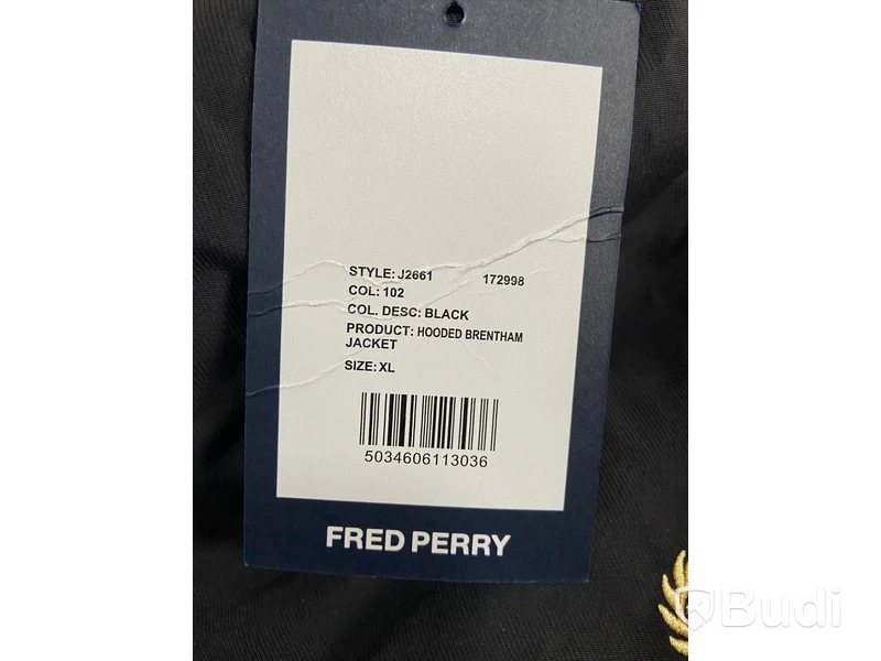 Jacka - Fred Perry Hooded Brentham (Storlek XL). Nypris 1999kr