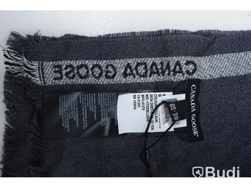 Halsduk- Canada Goose Woven Selvedge Scarf Merino Ull (Storlek one size) Nypris 1850kr