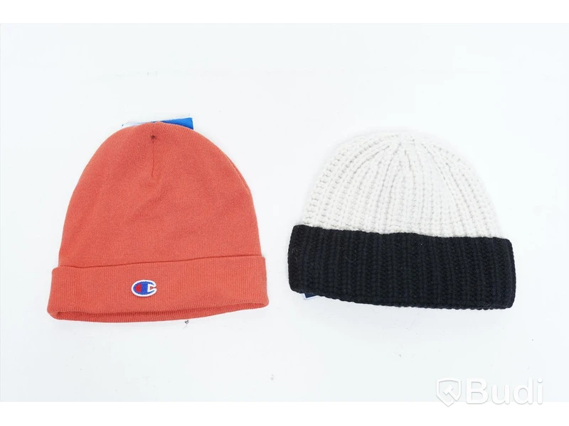 2st Mössor - Champion Embroidered Beanie cap (storlek Onesize) Hackett London The terrace chunky knit (storlek Onesize)