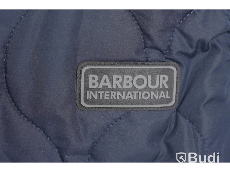 Väst - Barbour, Accelerator race gilet (Strl S)  Ca Nypris: 1100 kr