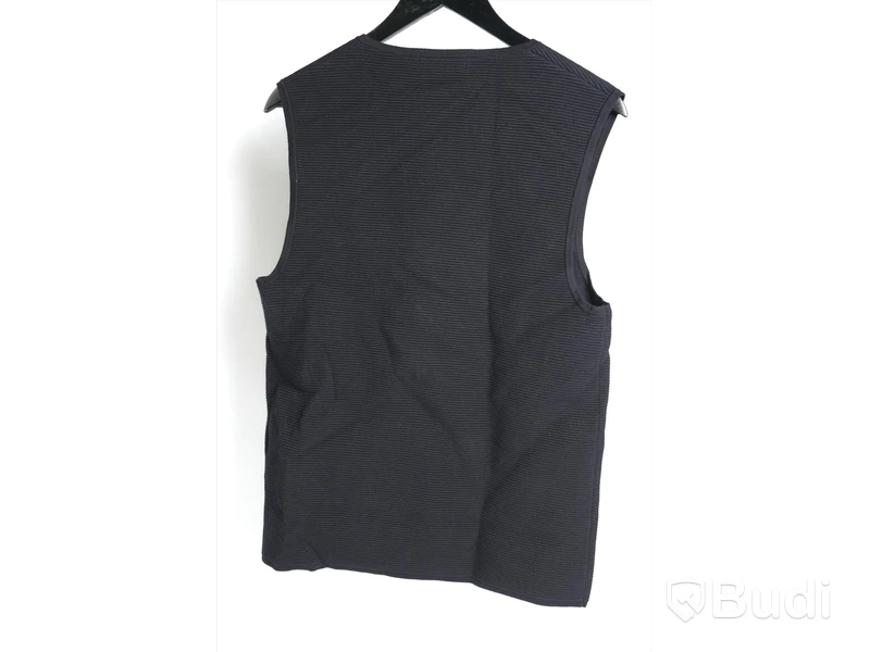 Väst - Fred Perry, Texture Zip Through Tank, Black Navy (Strl S) Nypris: 1350 kr
