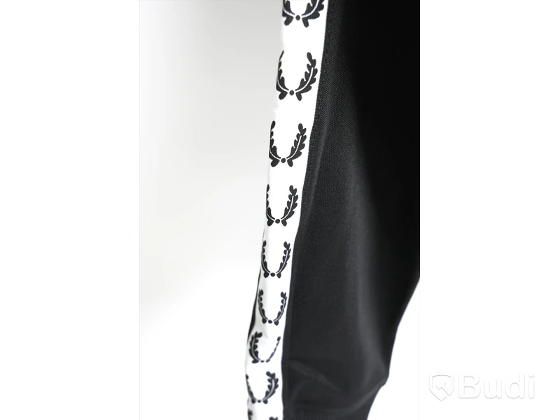 Jacka - Fred Perry, Taped Track Jacket, Svart (Strl M) Ca Nypris: 900 kr