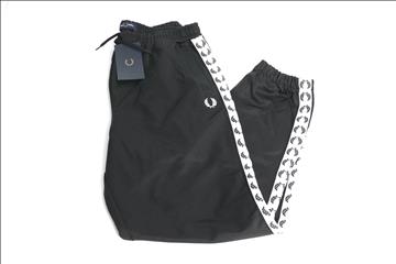Byxor - Fred Perry, Taped Track Pants, Svart (Strl M) Ca Nypris: 900 kr