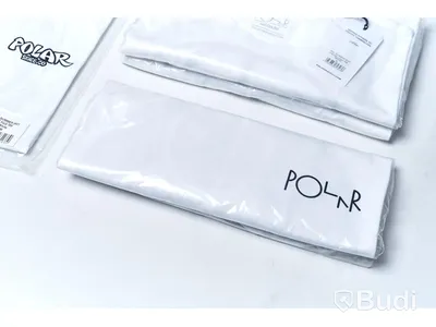 4 pack T-shirts - Polar Skate (Storlek M). Nypris 1996kr.