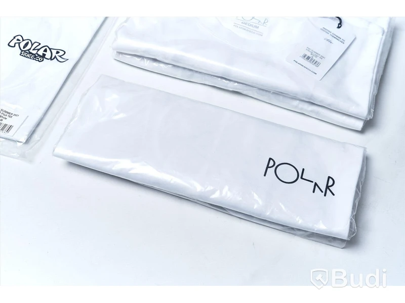4 pack T-shirts - Polar Skate (Storlek M). Nypris 1996kr.